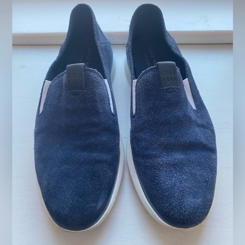 Men's Navy Suede Slip On Loafer Size 9 Preppy Old Money Nautical Transitional